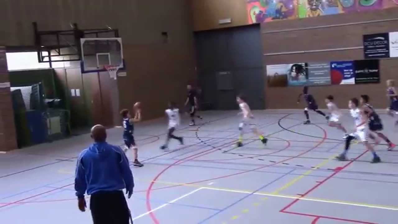 Basketbalwedstrijd BBC Ninove vs Okapi 2015 Benjamins A