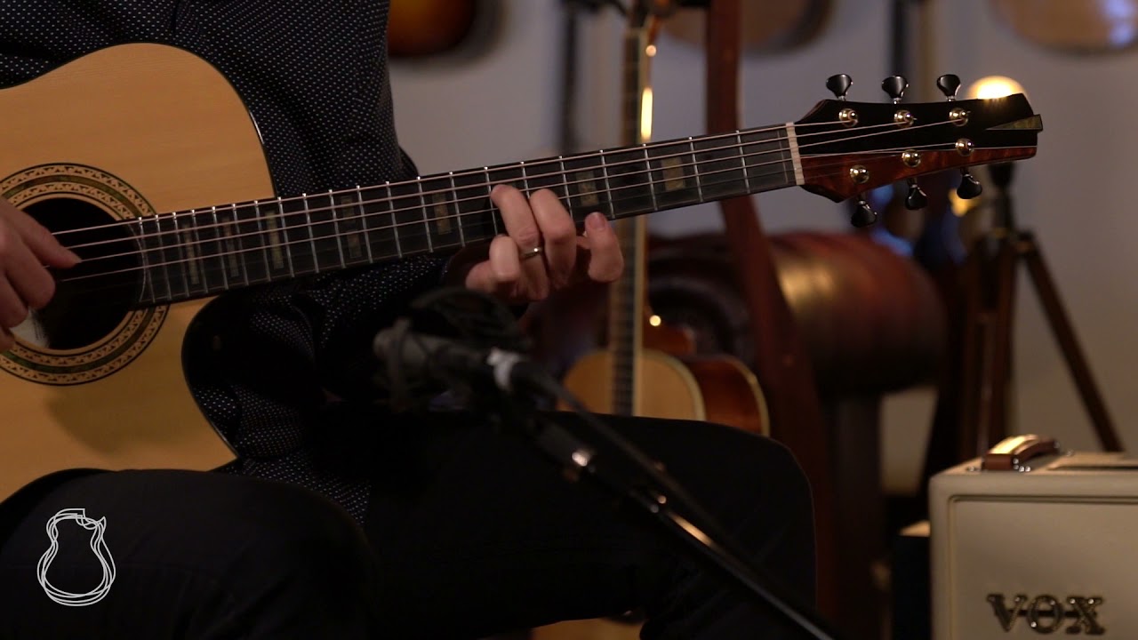 Buendia Modified Dreadnought 'The Tree' Mahogany demo