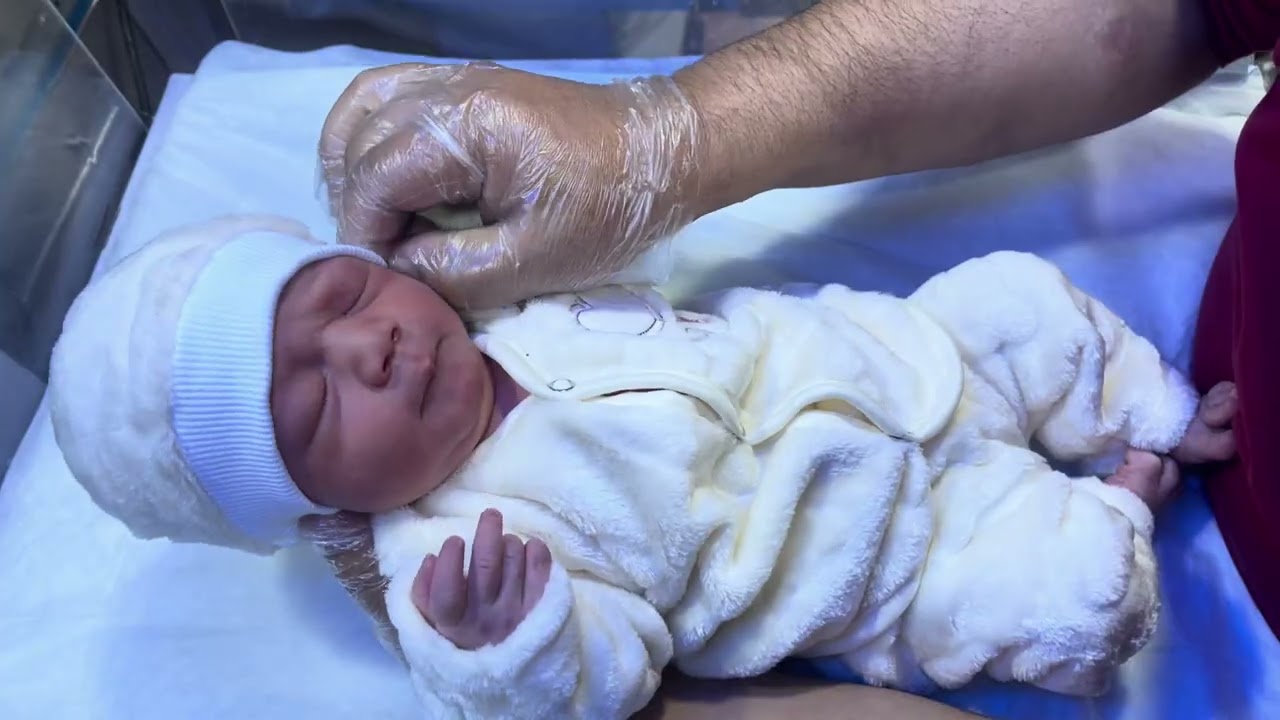 Cute Prince Ready to Go Home 👑👶 | Mama & Papa Waiting #GoingHome #CutePrince 