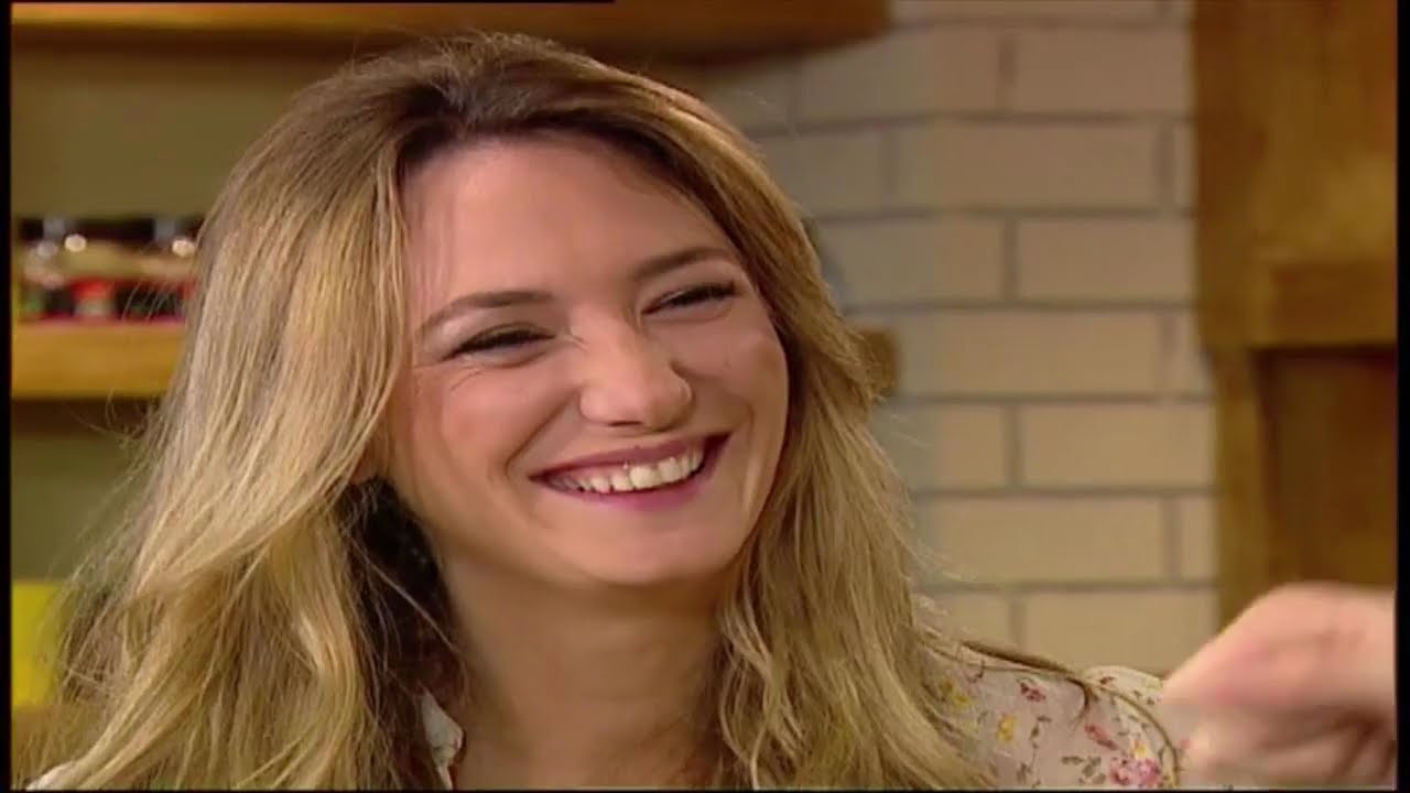 ספיישל מתכוני לביבות לחנוכה של אודליה סוויסה, עומר מילר, מיקי שמו ועוד | ערוץ האוכל