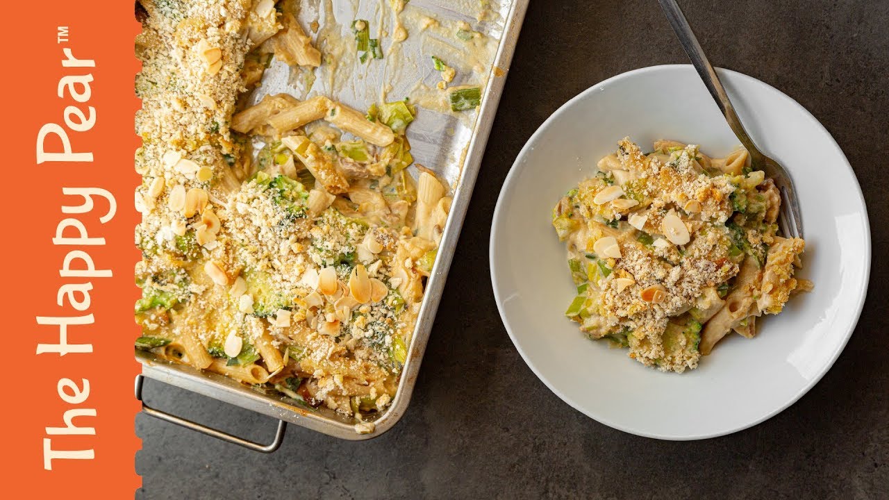 CREAMY PASTA BAKE | LOW FODMAP | THE HAPPY PEAR