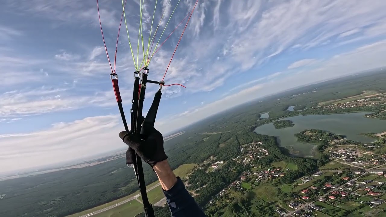 Latanko paralotnią nad Piłą 2025