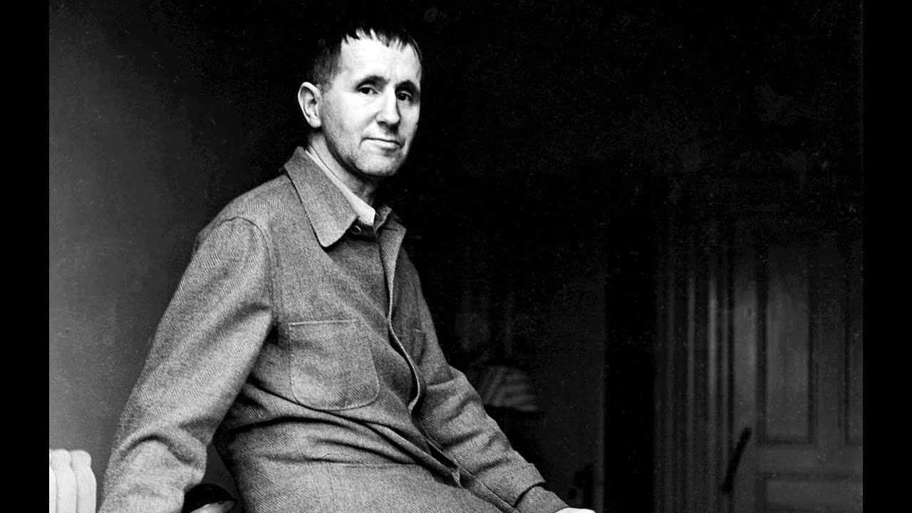 Leggiamo le parole dei grandi maestri del teatro mondiale: Bertolt Brecht