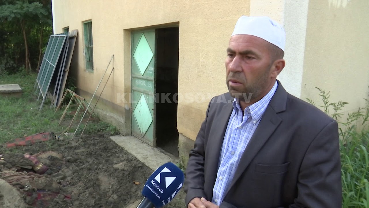 Xhamia e përmbytur nga vërshimet, xhemati falet në shkollë - 21.08.2018 - Klan Kosova