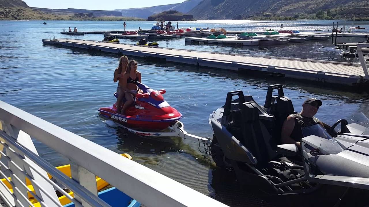 Polaris Slingshot and Wycked Hitch Tow Swimsuit Models