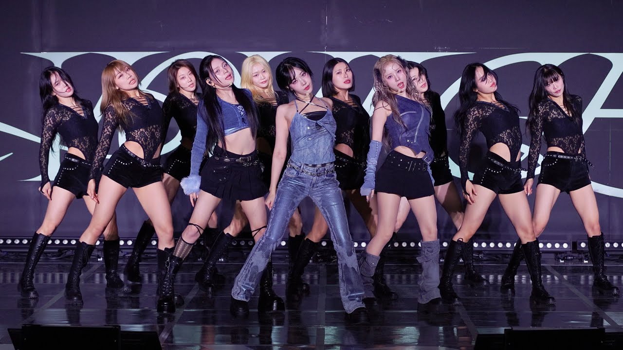 241107 비비지 VIVIZ 'Untie' 4K 60P 직캠 @VIVIZ The 5th Mini Album VOYAGE 발매 기념 스페셜 스테이지 by DaftTaengk