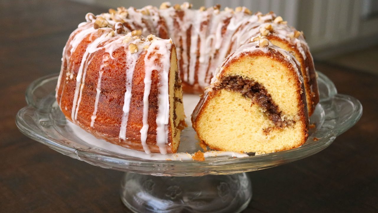 The Best Sock It To Me Cake Recipe - Easy & Delicious