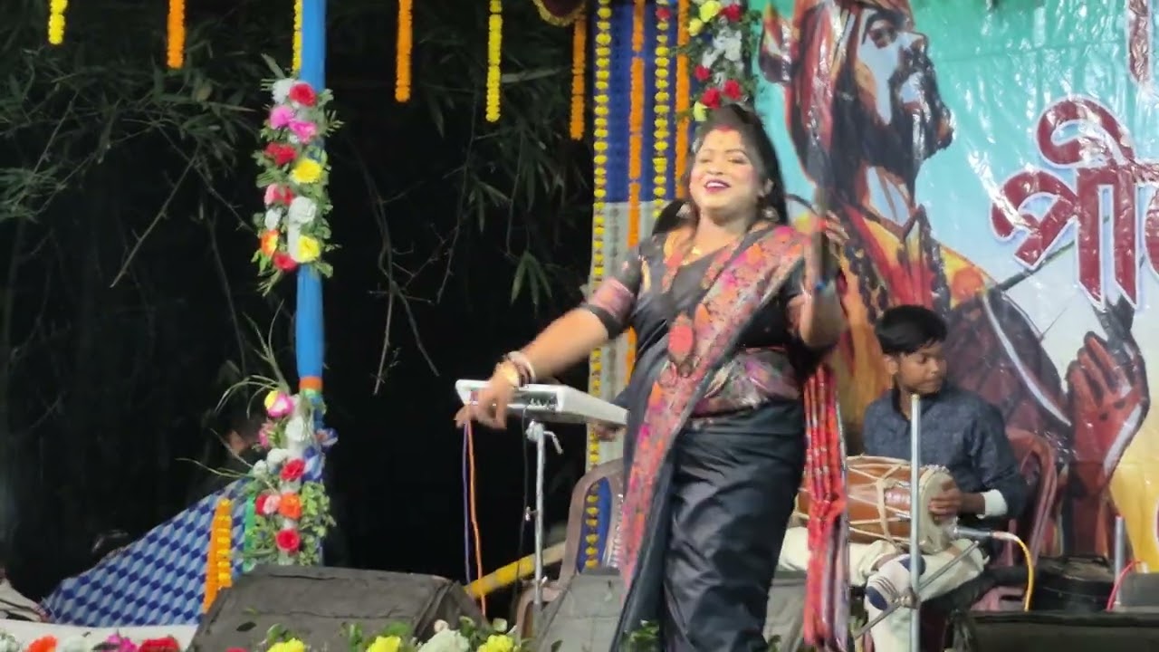 শিল্পী:- স্মৃতিকণা রায়