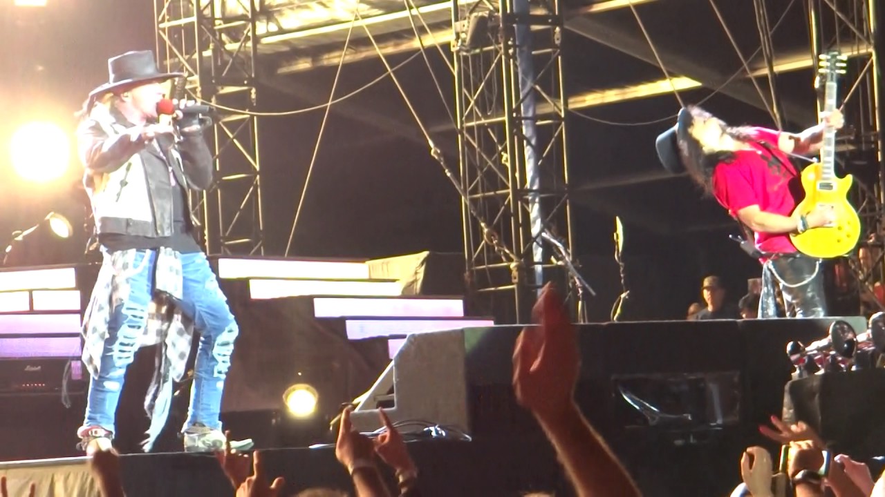 Guns N' Roses - Nightrain (Not In This Lifetime Tour, Lisbon Portugal 2017)