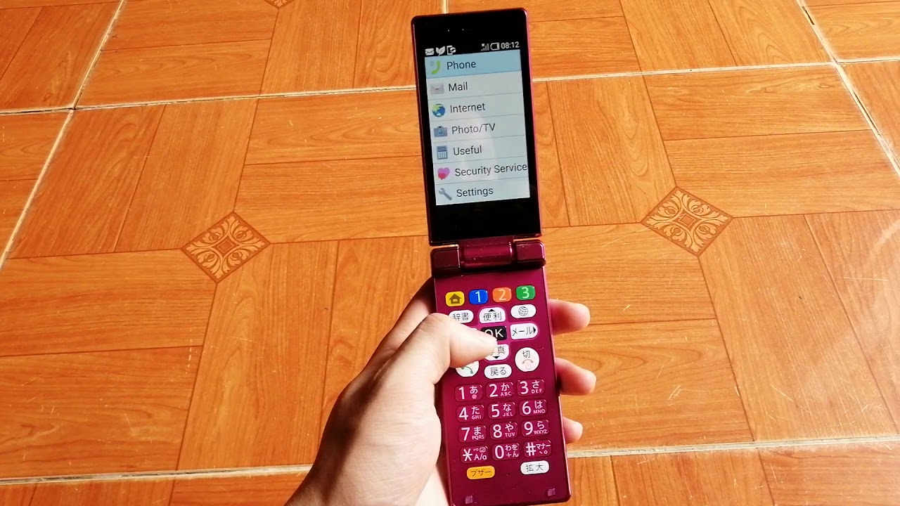 C&agrave;i đặt thời gian tr&ecirc;n điện thoại nắp gập Sharp 505SH didongnhat.com.vn