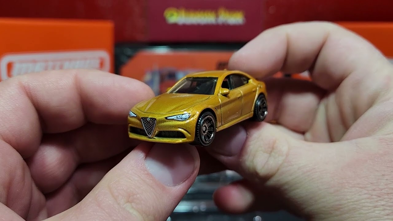 Unboxing: 2023 Matchbox - Autobahn Express IV 5-pack