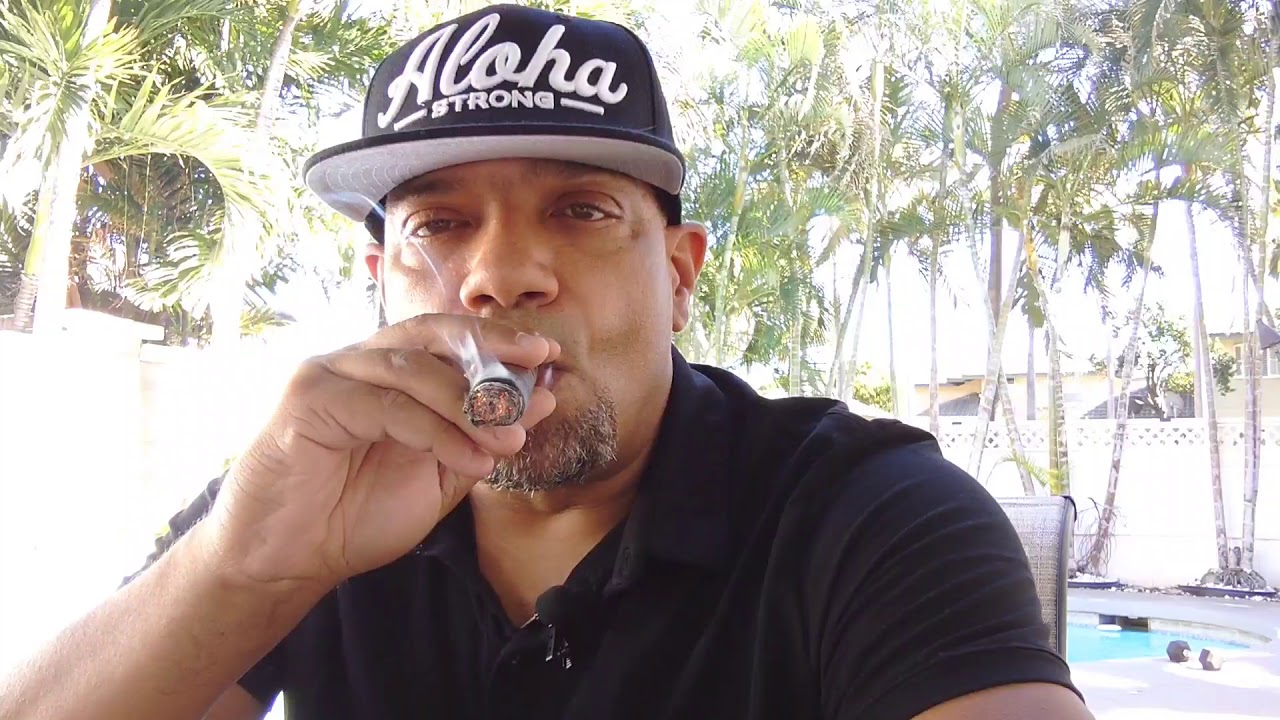Drew Estate Tabak Especial Negra Lounge Limited Edition Review