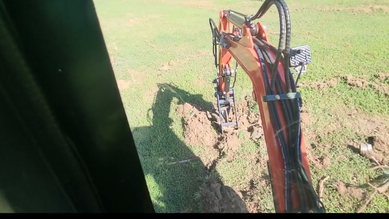 AGT QK-18-RXS-C Removing Small Stumps with ripper tooth.       Day 1