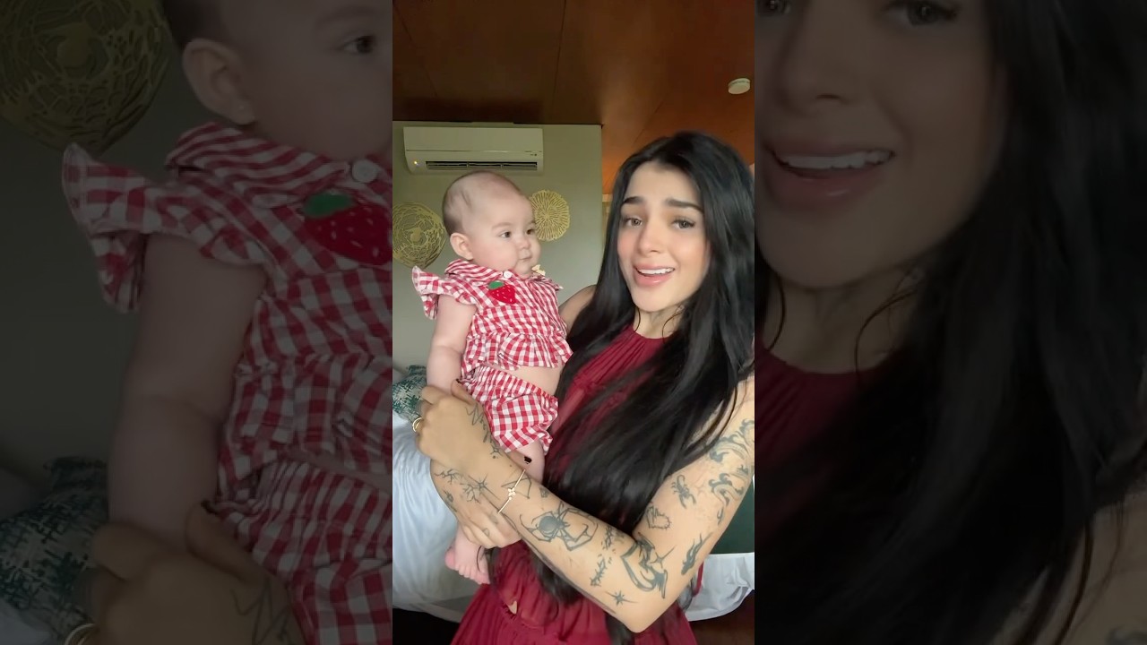 Karely Ruiz con su beb&eacute;&hellip; #karelyruiz
