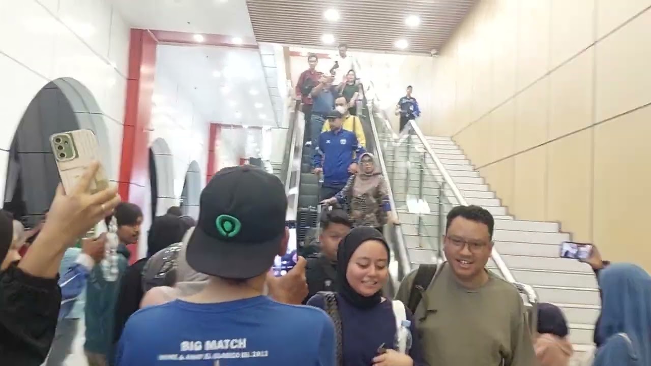 Kedatangan Pemain persib setelah bertempur di Thailand