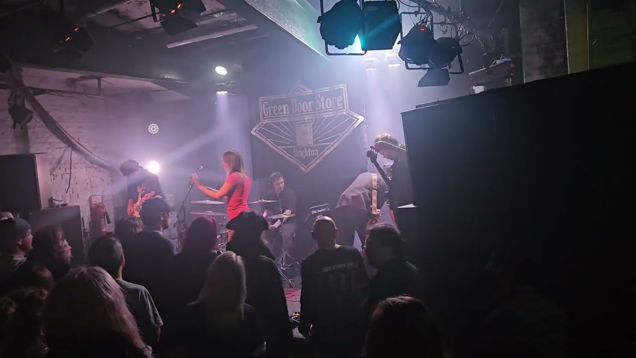 Night Swimming – Dark Clouds (live at Green Door Store)