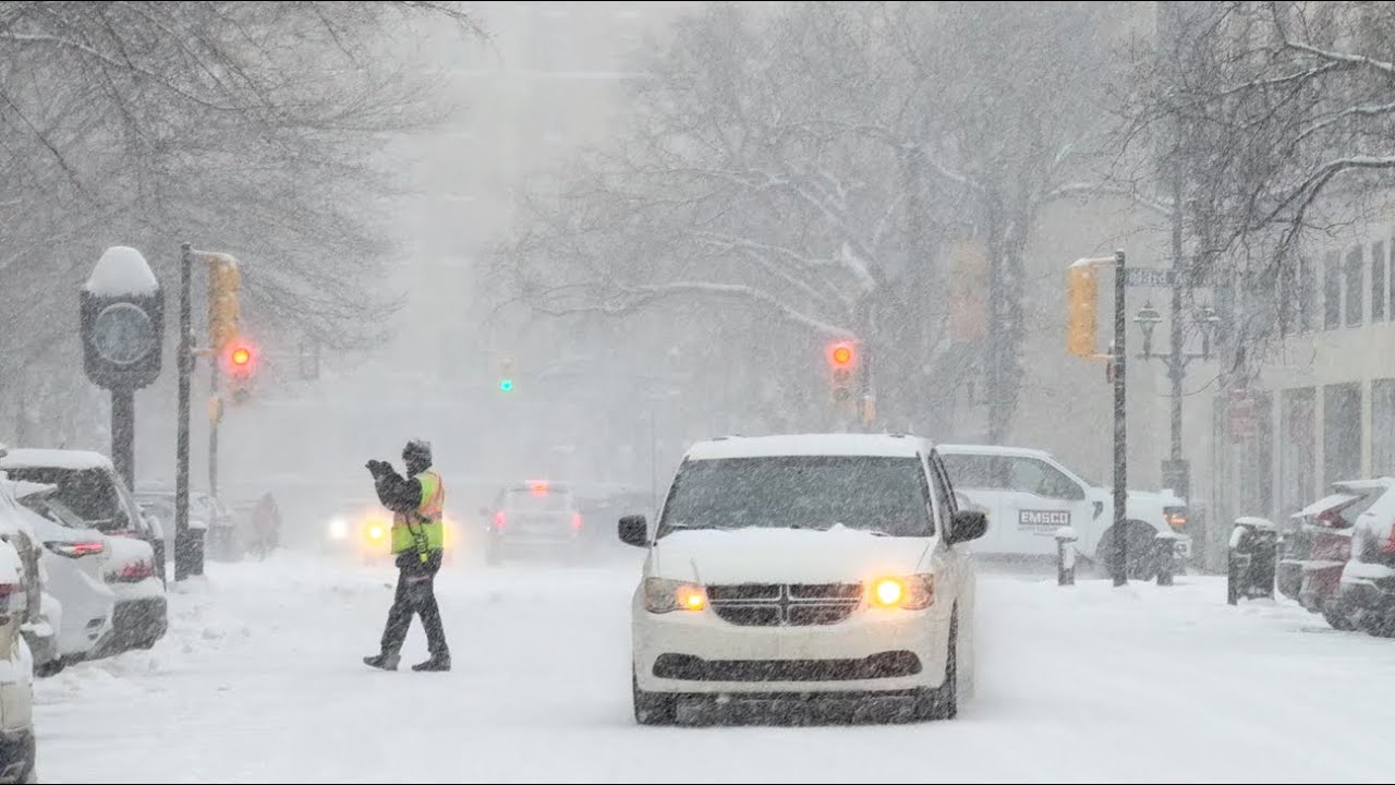 Driving home in insane blizzard conditions|Saskatoon, Canada (- 40 C) 🥶❄️ Dec.17 