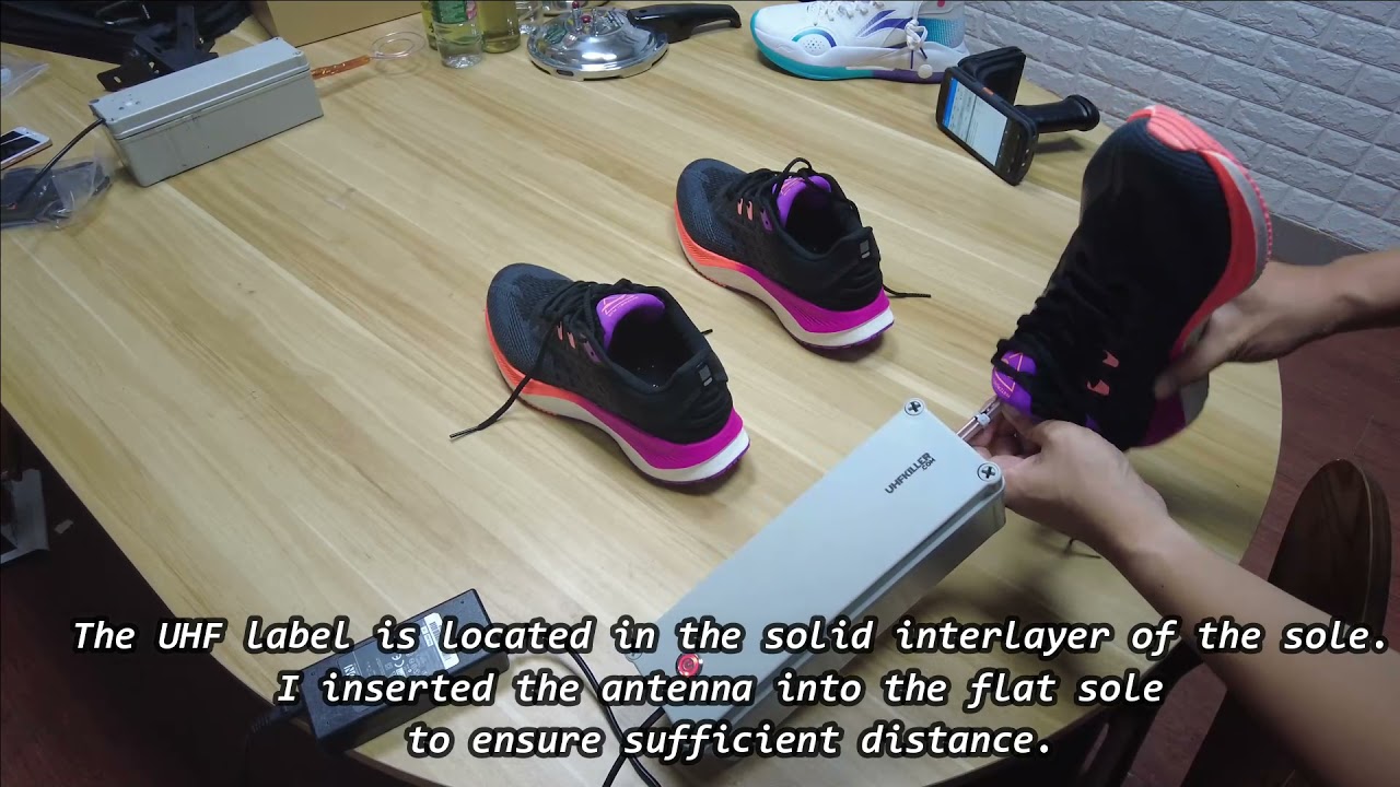 UHFKILLER V1.1 - UHF Label in shoes