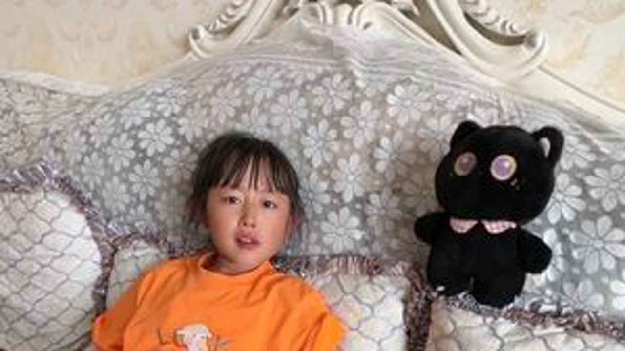 闺女画的大饼，吃还是不吃呢……
