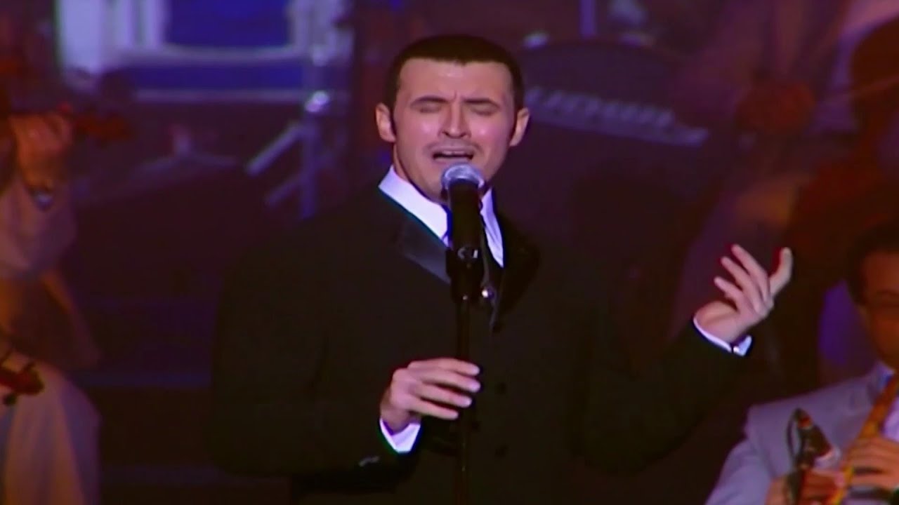 كاظم الساهر _ فاتك قطار الهوى .. سلمتك بيد الله _ مهرجان اوربت القاهرة 2001