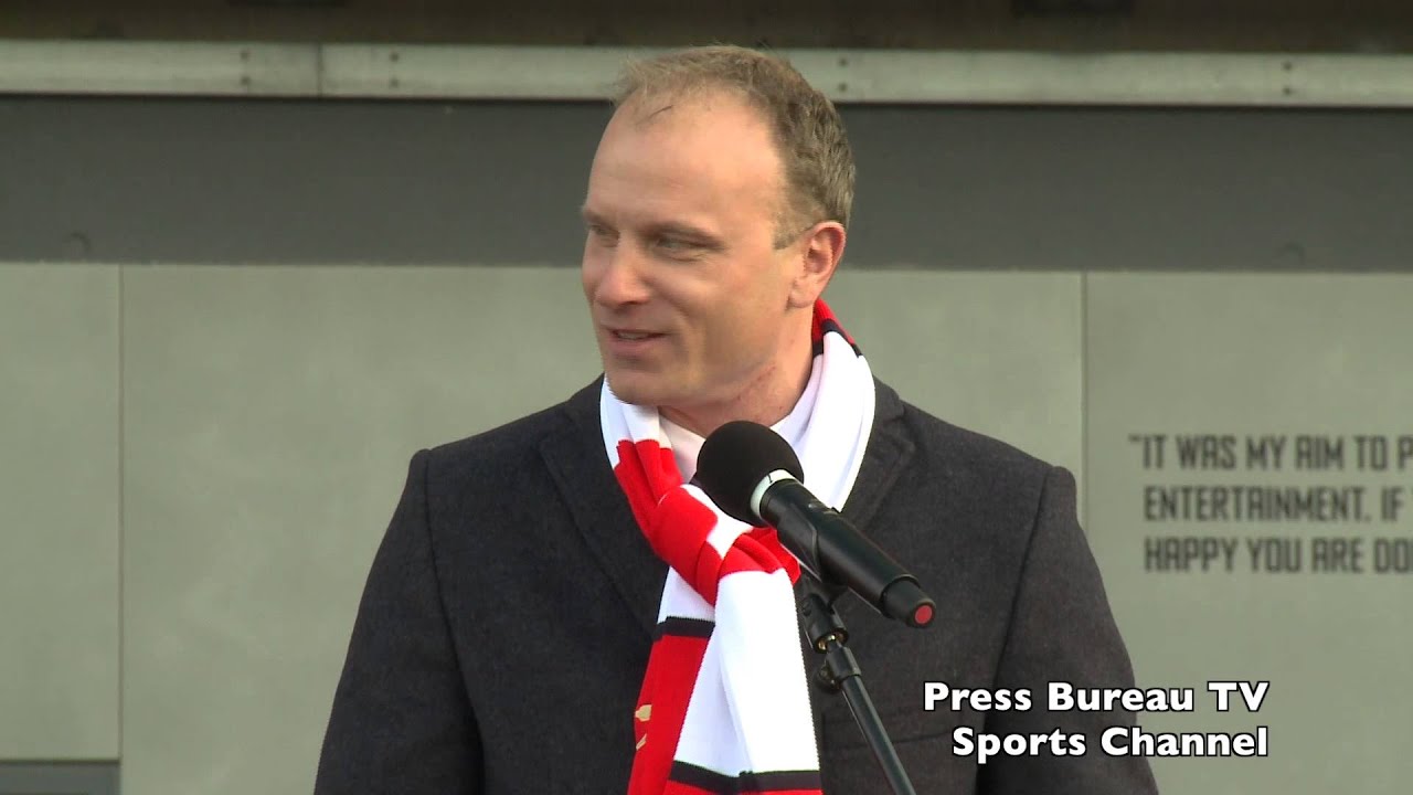 Dennis Bergkamp unveiling of statue