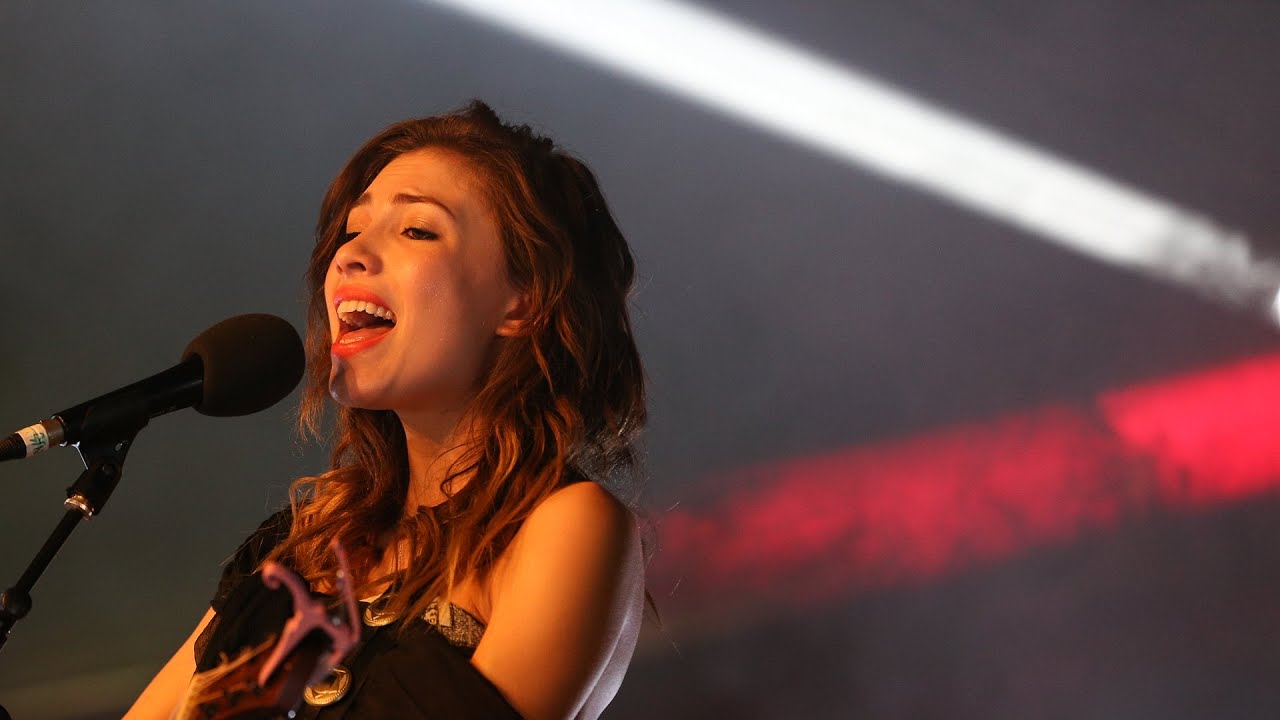 Ellie Rose - Speed Bump (Glastonbury 2015)