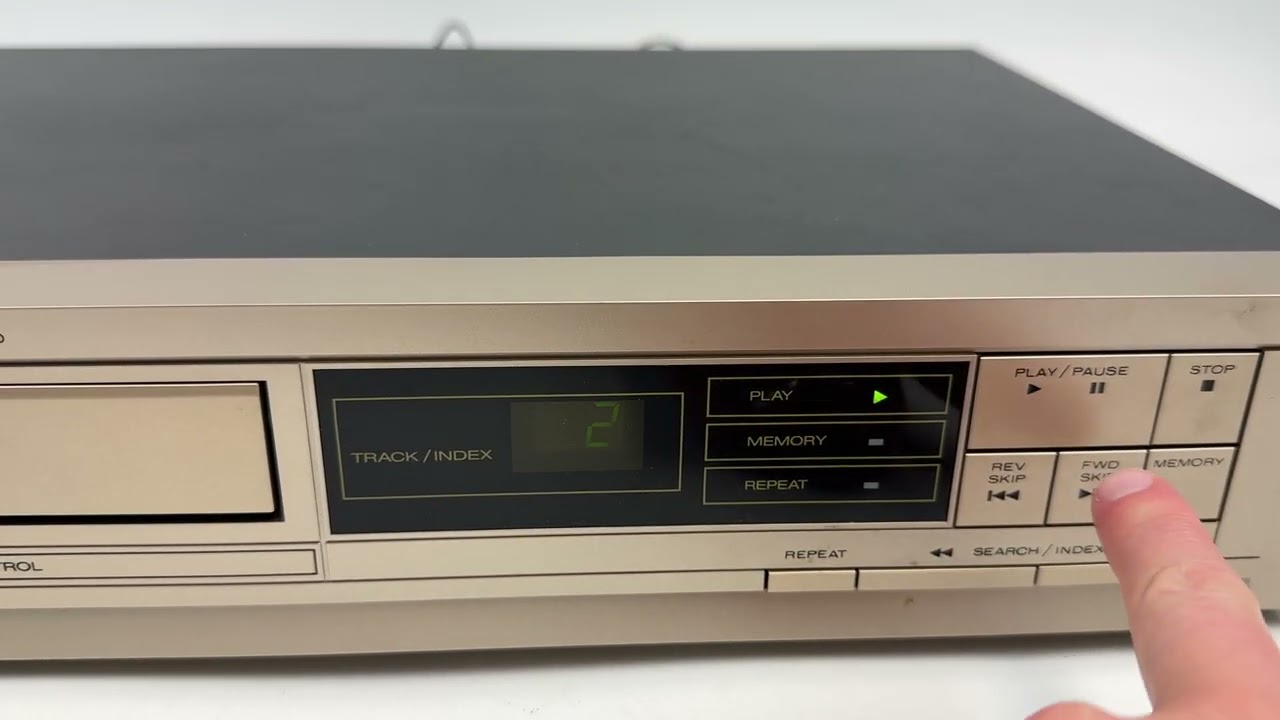 Marantz CD40 CD Player