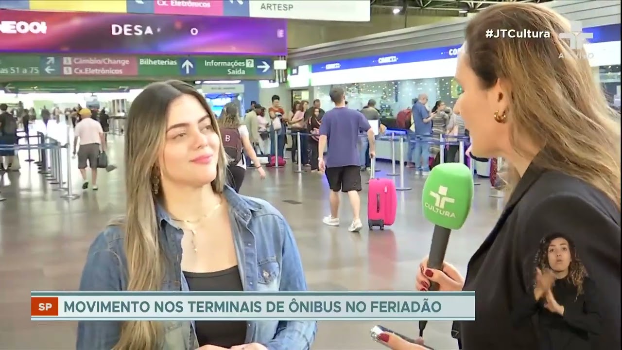 Terminal Tiet&ecirc; registra alto movimento de paulistanos para o feriado prolongado