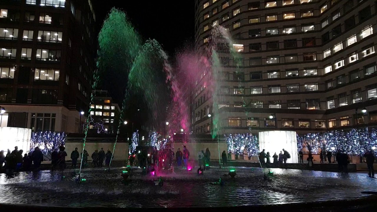 Pure Imagination/Bolero,  Cabot Square Fountain, Winter Lights 2019, Canary Wharf.