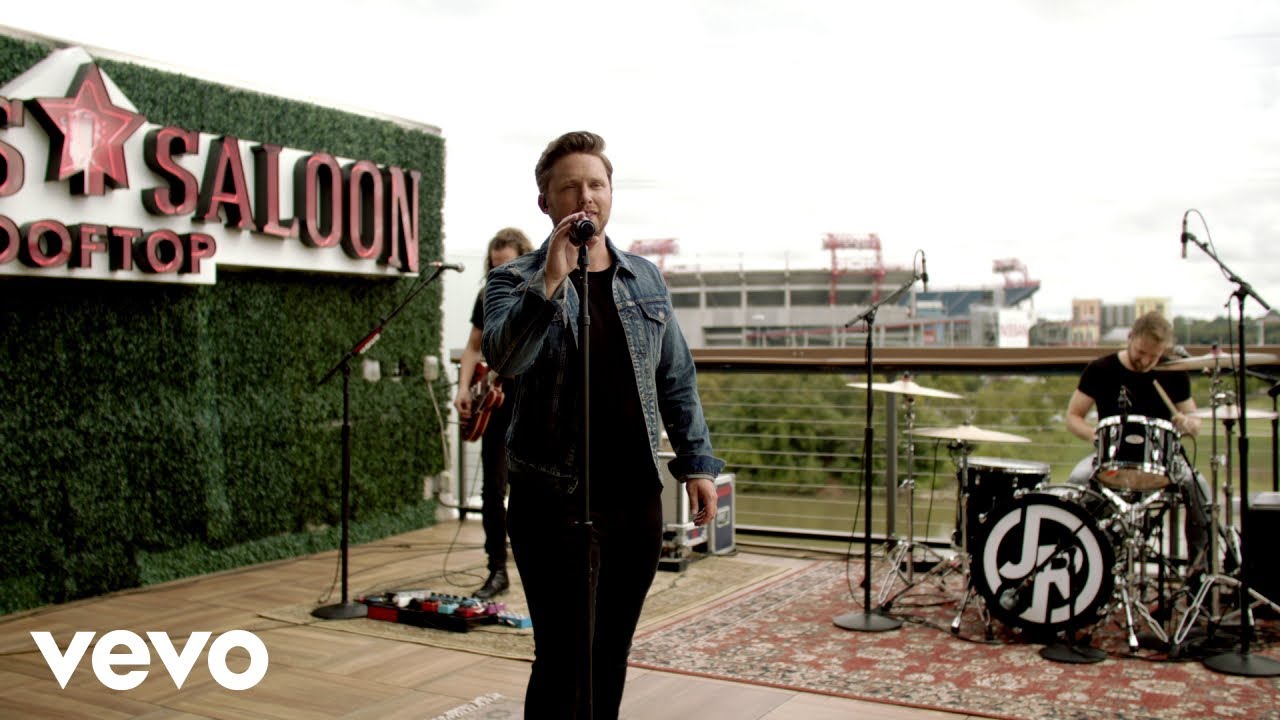 Jameson Rodgers - Some Girls (Rooftop Performance)