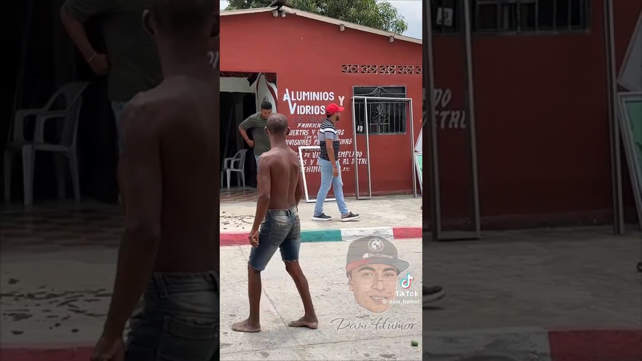 El Kamehameha De Goku ☄️☄️☄️🤣🤣🤣 Broma 