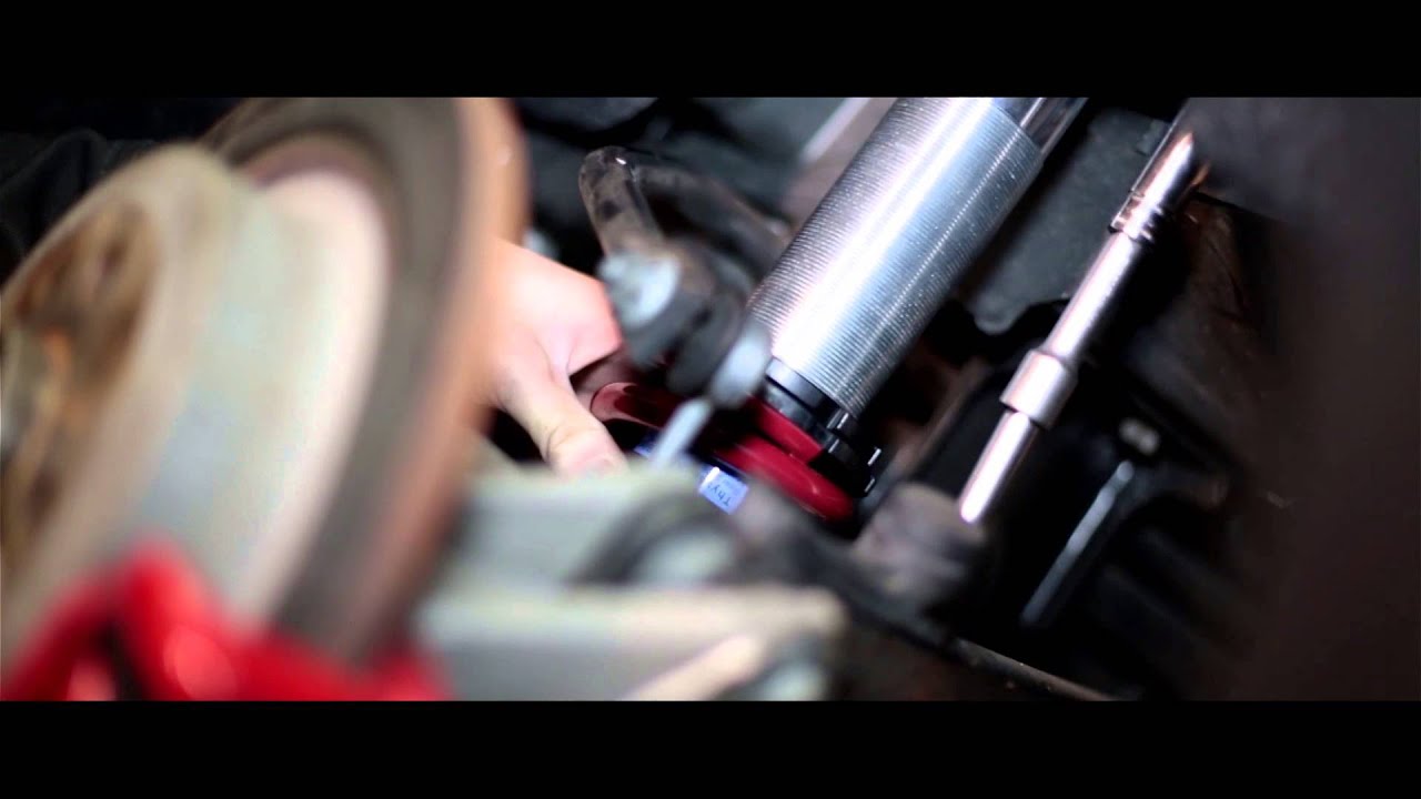 OX4 racing BMW Mini built with BILSTEIN MDS
