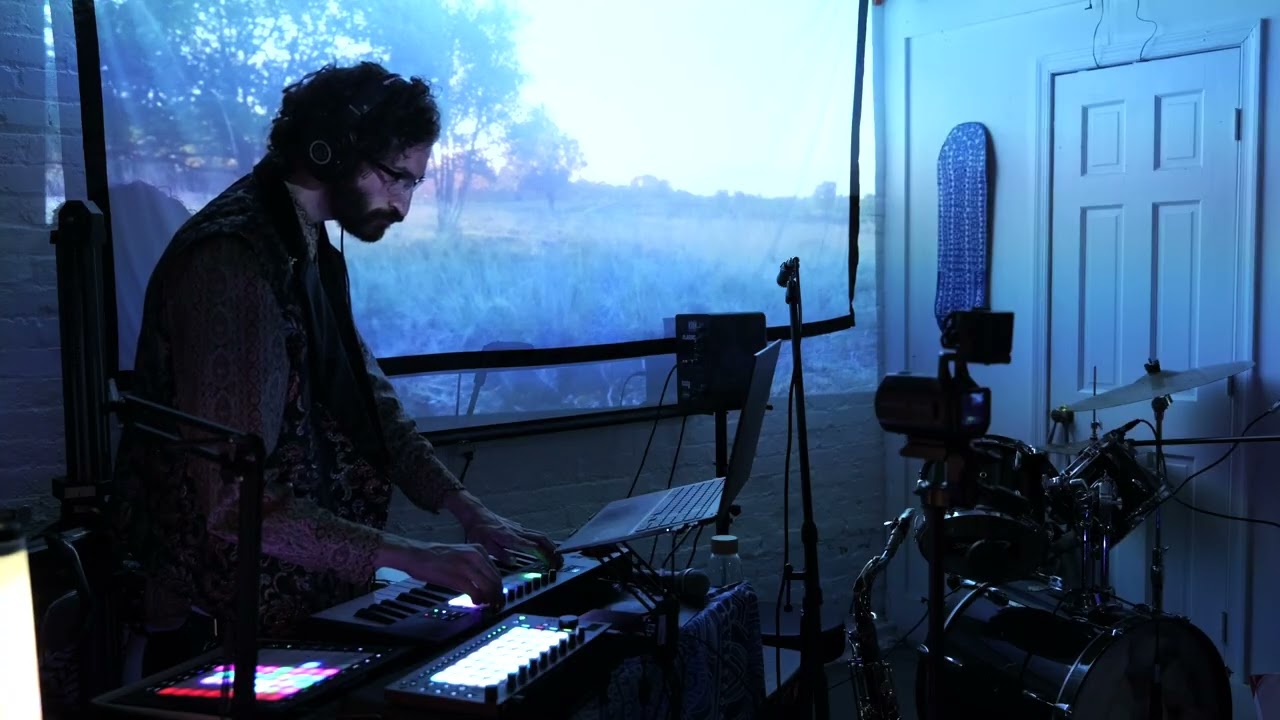 Zenglish Ambient part 2 ( Live Looping in Ableton)