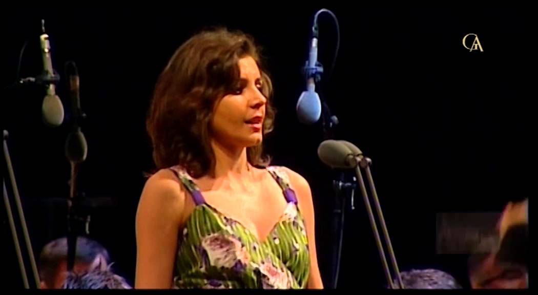 SABINA PUÉRTOLAS - open air concert