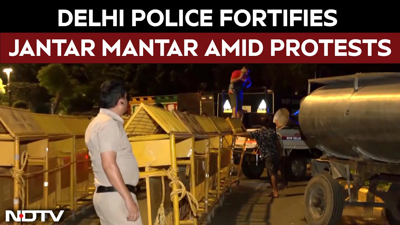 Jantar Mantar Protest | Delhi Police Fortifies Jantar Mantar With Welded Barricades Amid CJP Protest