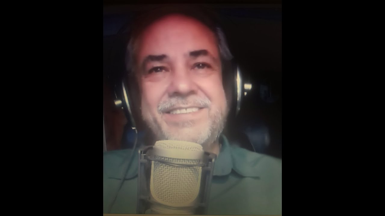 ENTREVISTA A PATRICIO ECHEVERRÍA DALGO/ALMAS LLENAS DE POESIA/HOLA MUNDO RADIO
