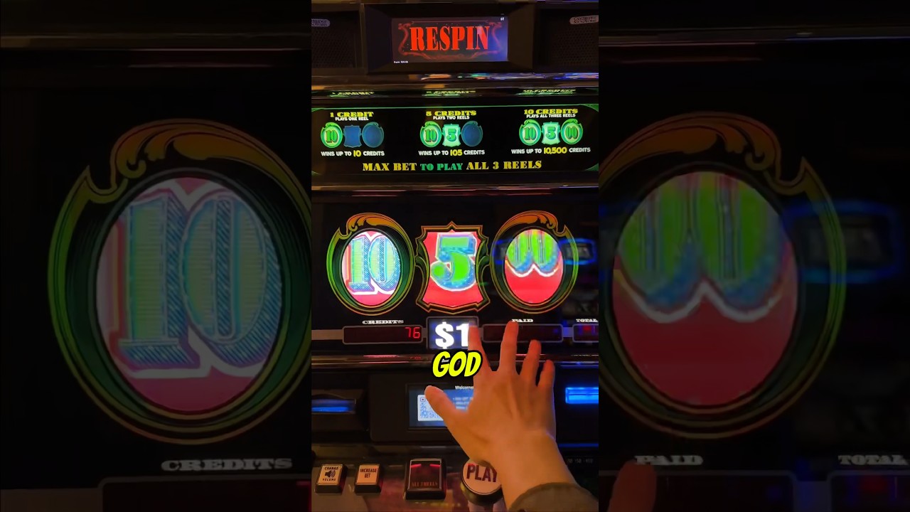 Cash Machine &mdash; лучший игровой автомат в мире #шорты #слоты #деньги #блэкджек