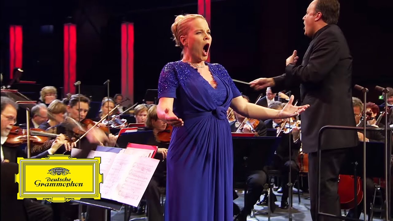 Elīna Garanča – Gounod: Messe solennelle de Ste. Cécile: Repentir (O Divine Redeemer)