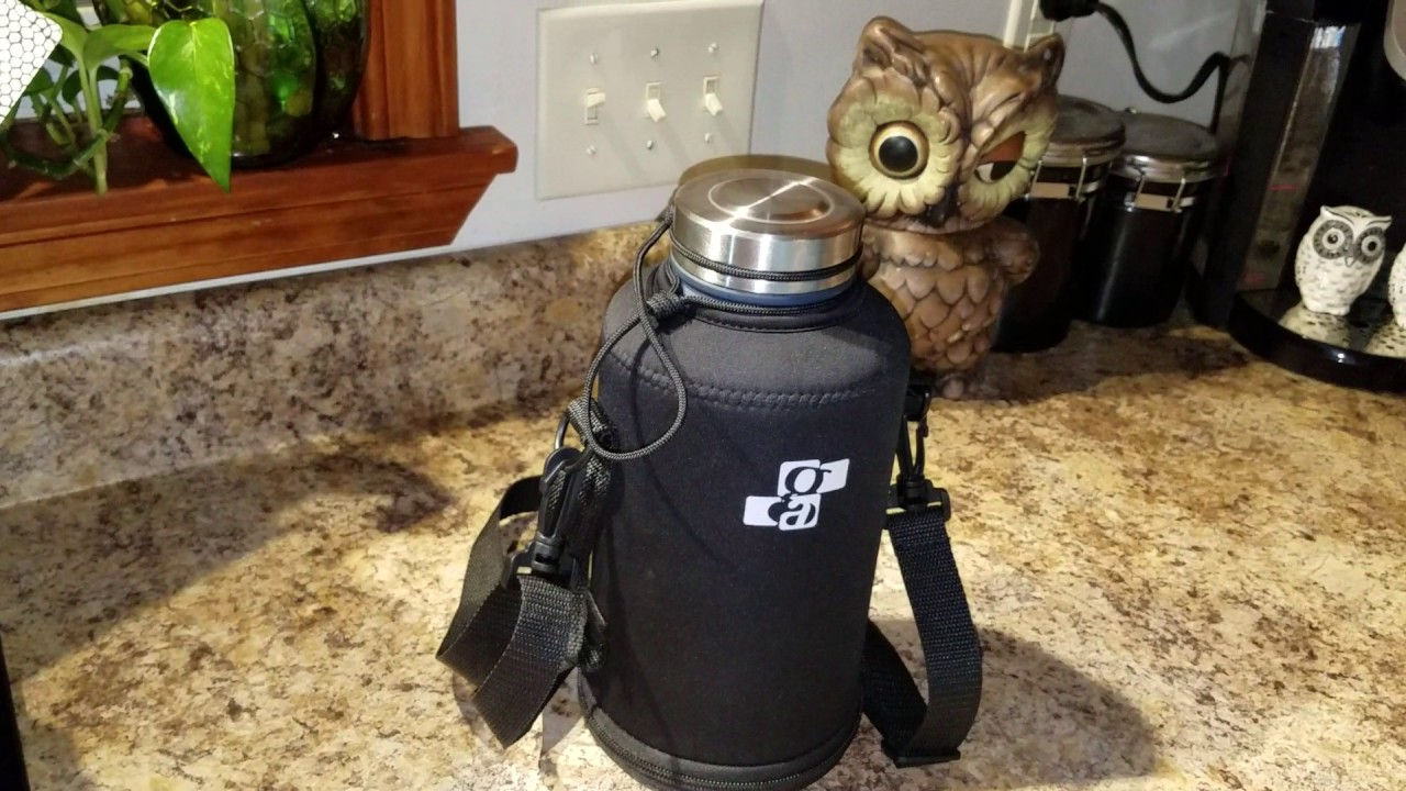 Insulated Growler 64 oz Stainless Steel Vacuum Sealed Water Bottle for Cold and Hot Beverages