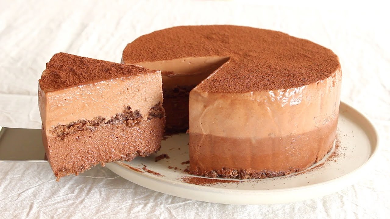 チョコ好き必見贅沢な2つの味わいミルクチョコとブラックチョコのムースケーキのレシピ　chocolate cake recipe
