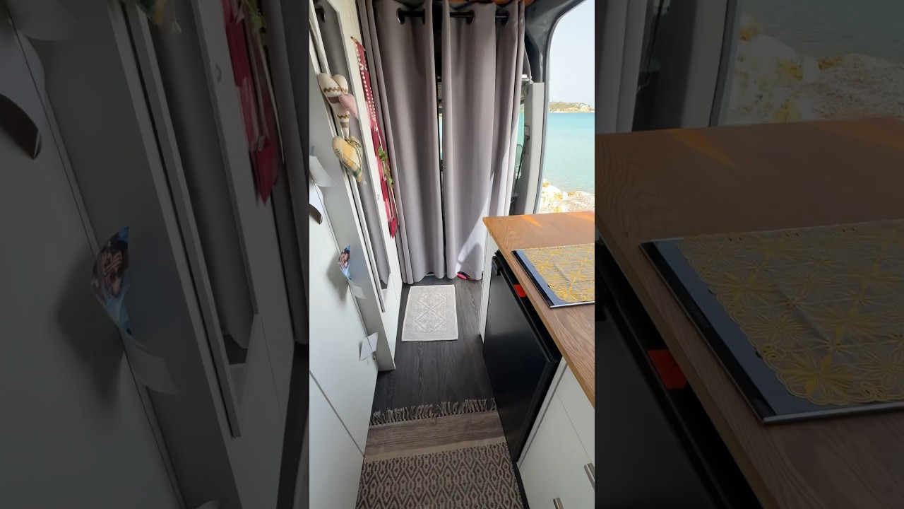 Halaman Rumahku kali ini ada kolam renangnya 🥰#campervan#mobilhome#campervanindonesia#