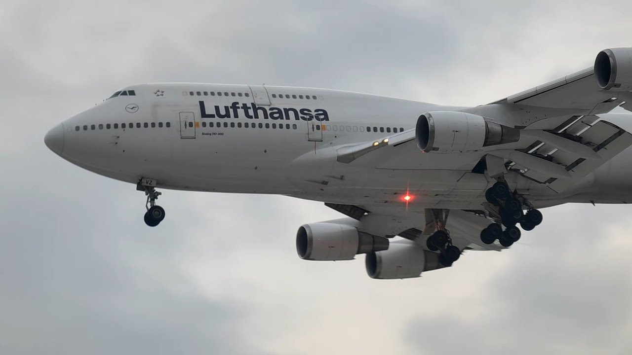 PLANE SPOTTING at Mexico City Airport 🇲🇽 Close up Lufthansa Boeing 747-400