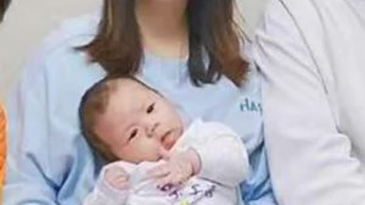 孩子出生没有哭声 ，浑身插满管子 ，夫妻面临痛心抉择 #夫妻  #生孩子  #怀孕