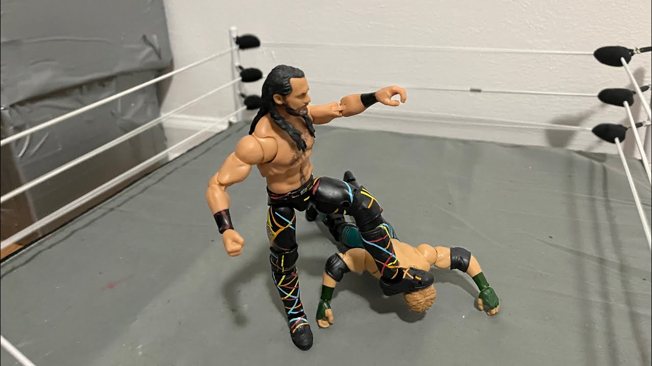 Seth Rollins vs Logan Paul 