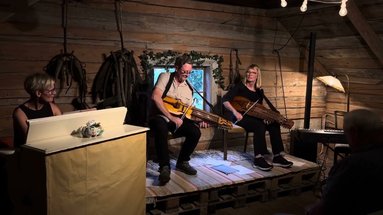 Hopkoket av Sture Sahlstr&ouml;m med Annika Ekstav, Malin Svensson och Anders Mattsson