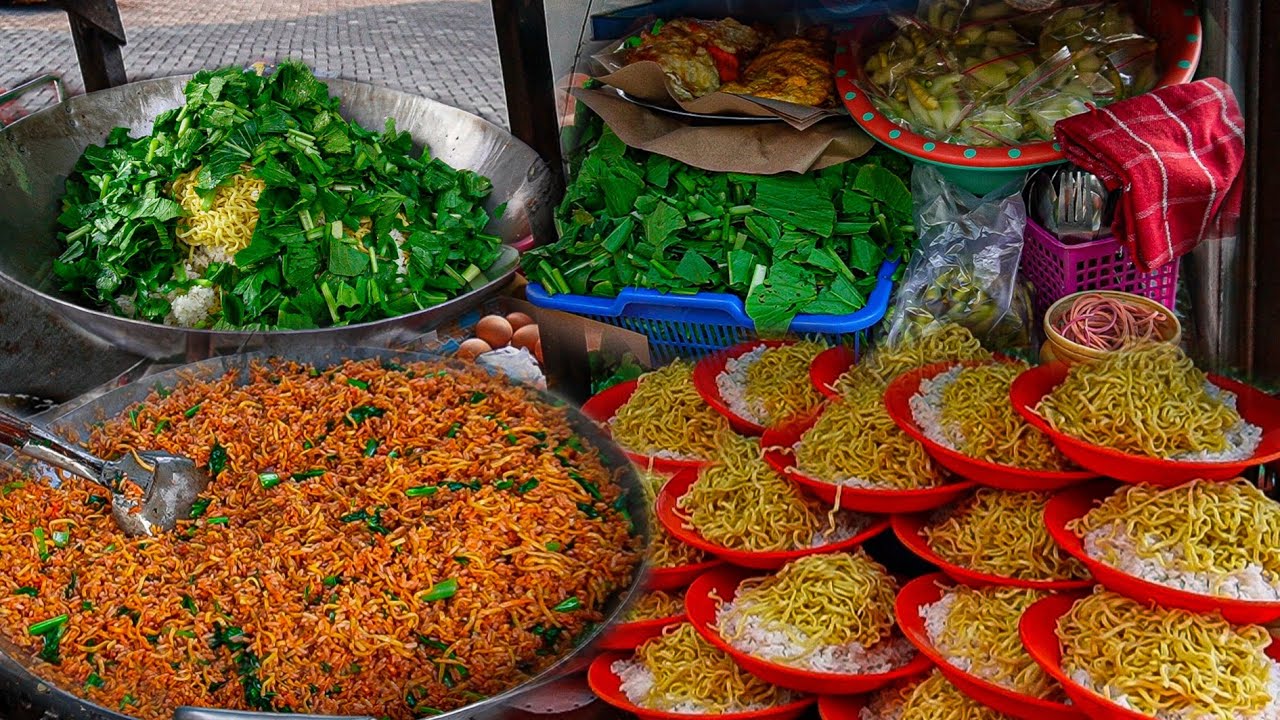 BAPAKNYA RAPI BANGET, GEROBAK BARU DATANG LANGSUNG GORENG PULUHAN PORSI PADAHAL BELUM ADA YANG BELI.