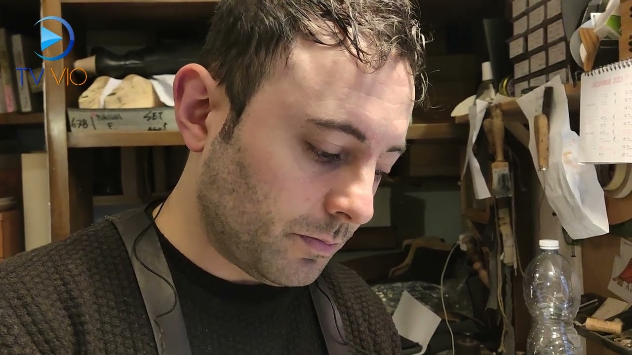 Mannina - Shoe maker lab in Florence - version HD