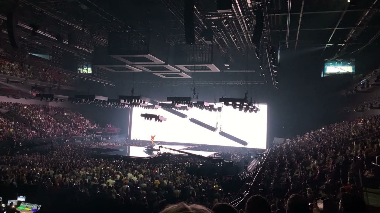 Nemo - The Code | 🇨🇭 Switzerland | Eurovision 2024, from the audience