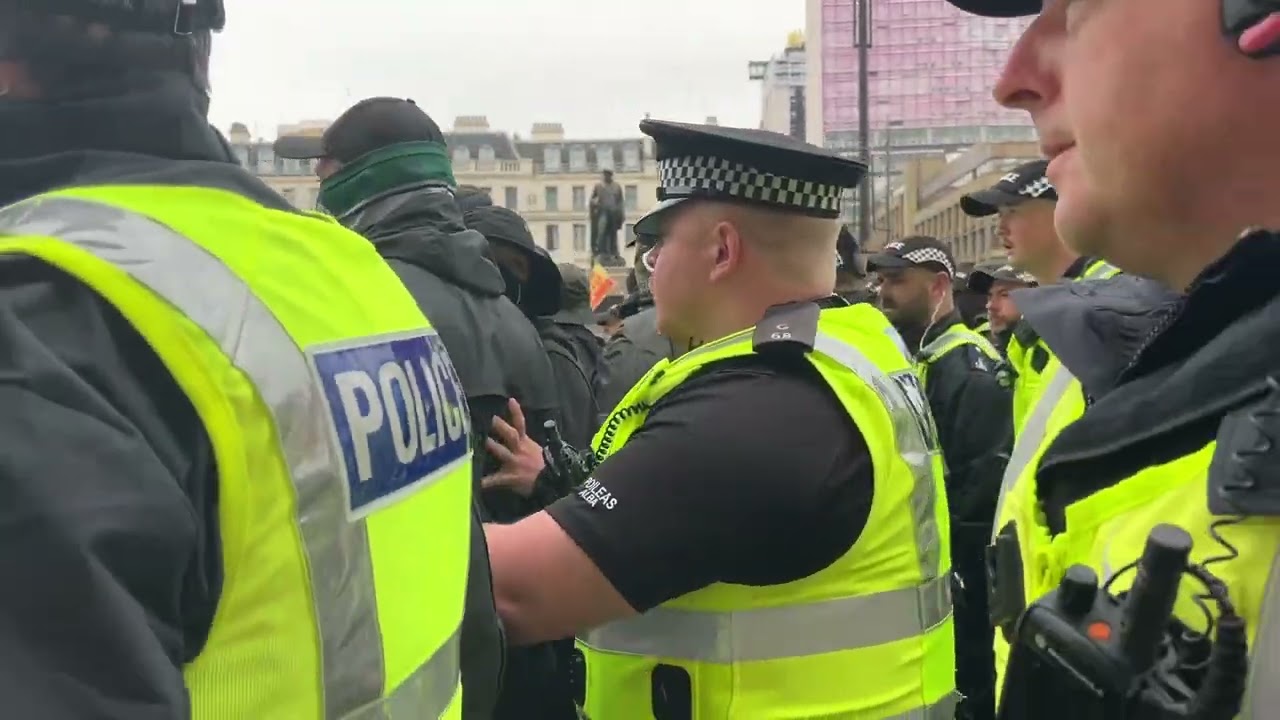Green Brigade kettled by police