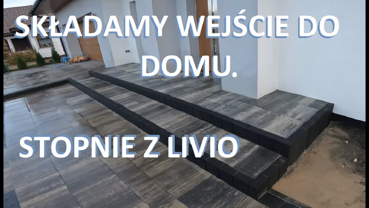 Stopnie z LIVIO. Składamy🚧 wejście, ganek. 👷&zwj;♂️ #brukarzbydgoszcz #paving #taras #ogrody